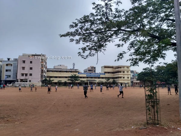 Krishna College